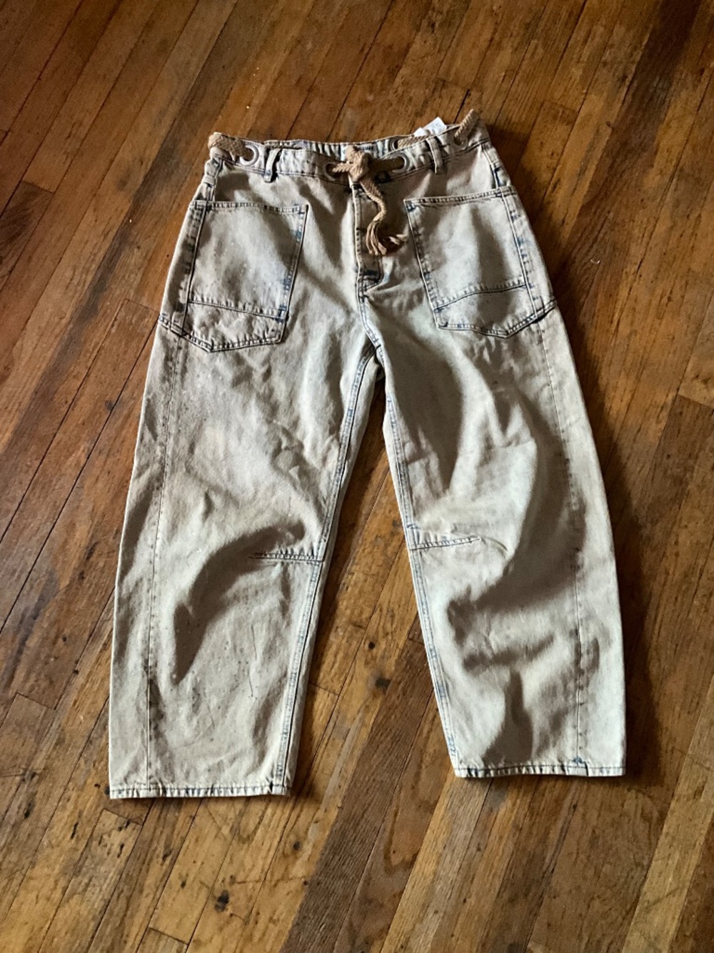NWOT - Free People - Moxie Low Slung Pull-On Barrel Jeans - Size 29 - Picture 3 of 8